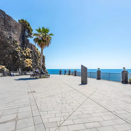 Castello Apartment