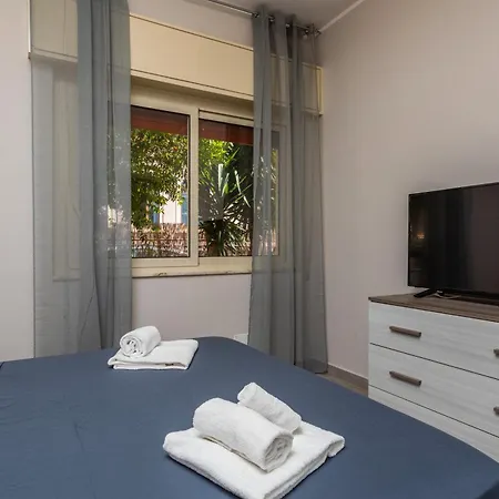 Castello Apartment