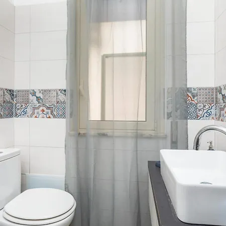 Castello Apartment *